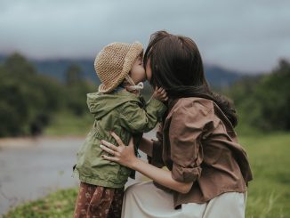 entdecken sie unseren umfassenden elternratgeber, der wertvolle tipps und ressourcen für eine liebevolle und effektive erziehung bietet. perfekt für frischgebackene und erfahrene eltern!