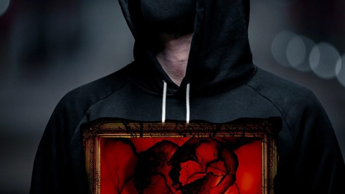 erleben sie die emotionalen höhen und tiefen des herzschmerzes. unsere geschichten und ratschläge helfen ihnen, die schmerzhaften momente zu bewältigen und gestärkt daraus hervorzugehen.