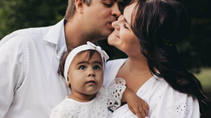 entdecken sie tipps und tricks zur richtigen pflege ihrer kleidung, um deren qualit&auml;t und haltbarkeit zu erhalten.