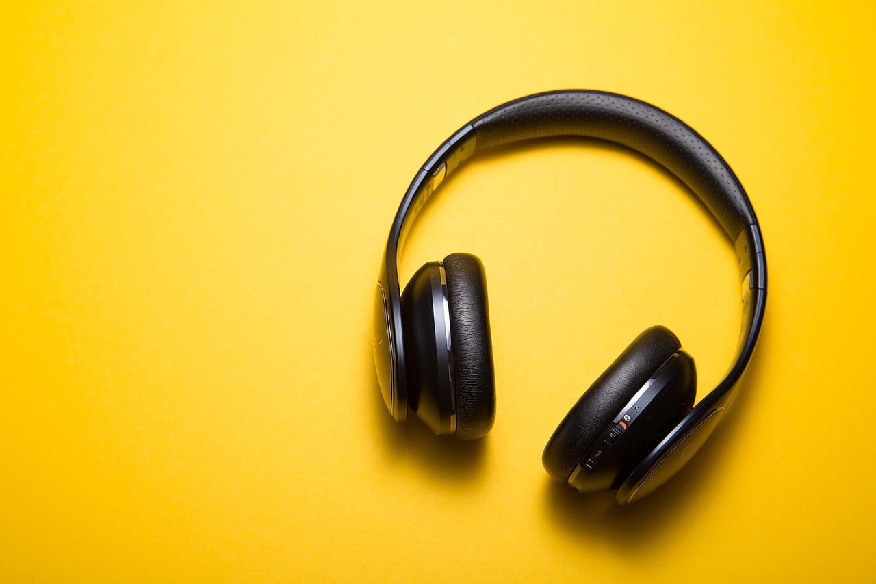 entdecken sie unsere hochwertigen noise-cancelling-kopfh&ouml;rer f&uuml;r ein unvergleichliches h&ouml;rerlebnis ohne st&ouml;rende umgebungsger&auml;usche. ideal f&uuml;r musik, arbeit und reisen.
